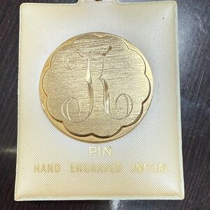 Vintage new Gold Initial Monogrammed K Pin ~1.25” brooch